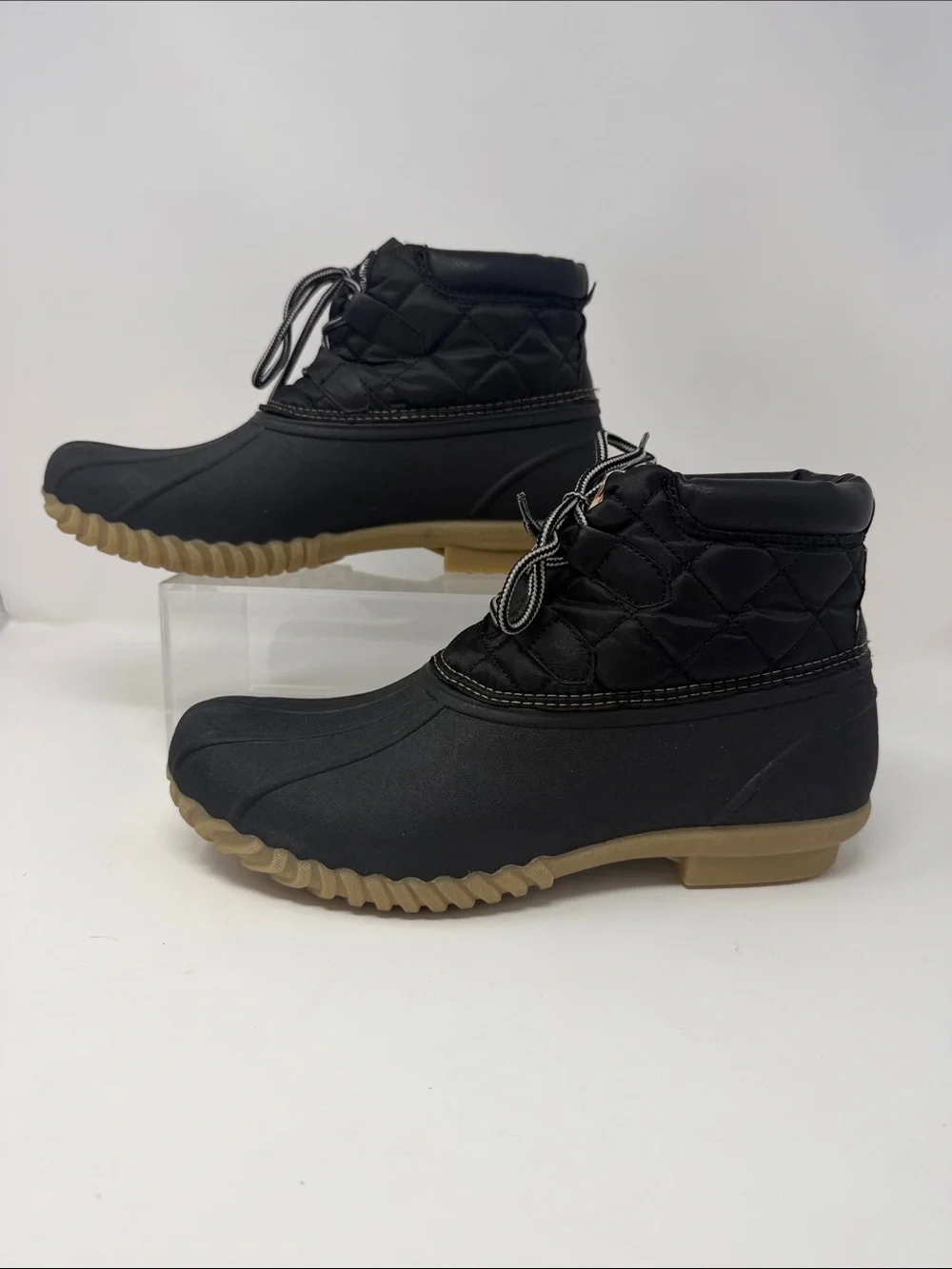 Skechers Women's Hampshire Duck Ridge Black Quilted Lace-Up Duck Boots size 10